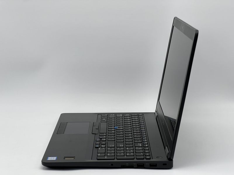 Ноутбук Dell Latitude E5570, i5-6300U, 8 GB, 240 GB, 1366x768 15 TN, Intel HD Graphics 520 3062079905 фото