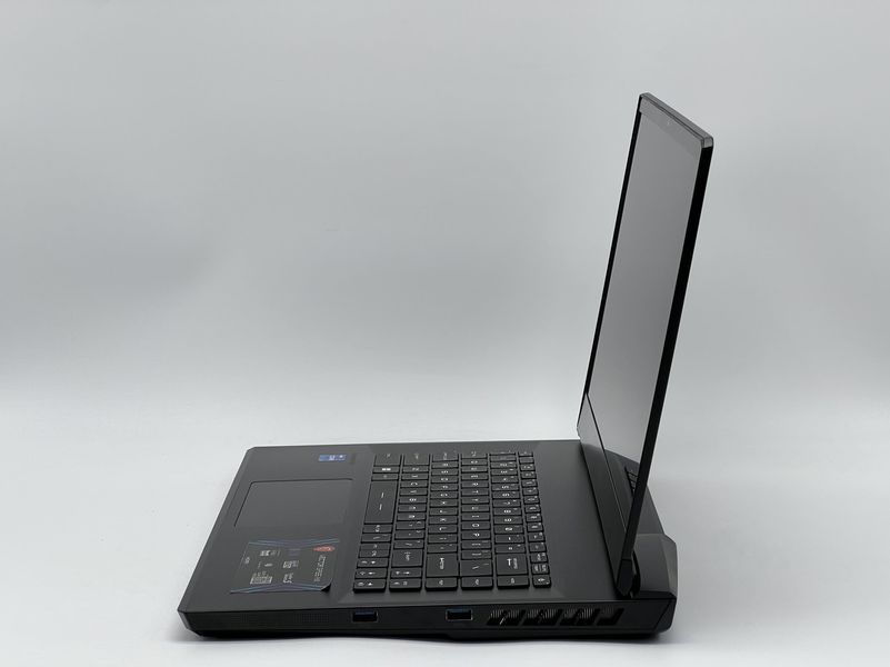 Ноутбук MSI Vector GP66HX, i7-12800HX, 16 GB, 240 GB, 2560x1440 15 IPS, Intel Iris Xe Graphics 3062080972 фото