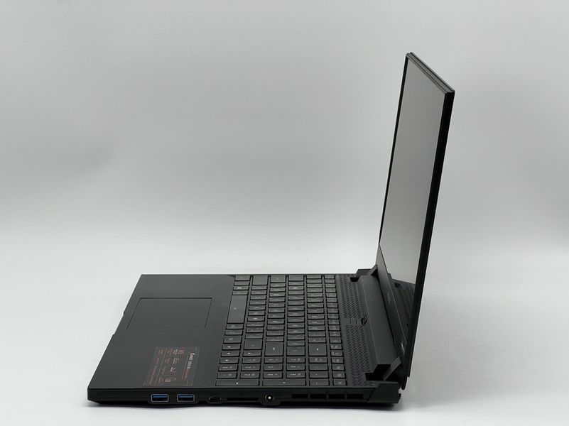 Ноутбук Gigabyte Aorus 15G YC, i7-10870H, 32 GB, 480 GB, 1920x1080 15 IPS, NVIDIA GeForce RTX 3080 3062081083 фото